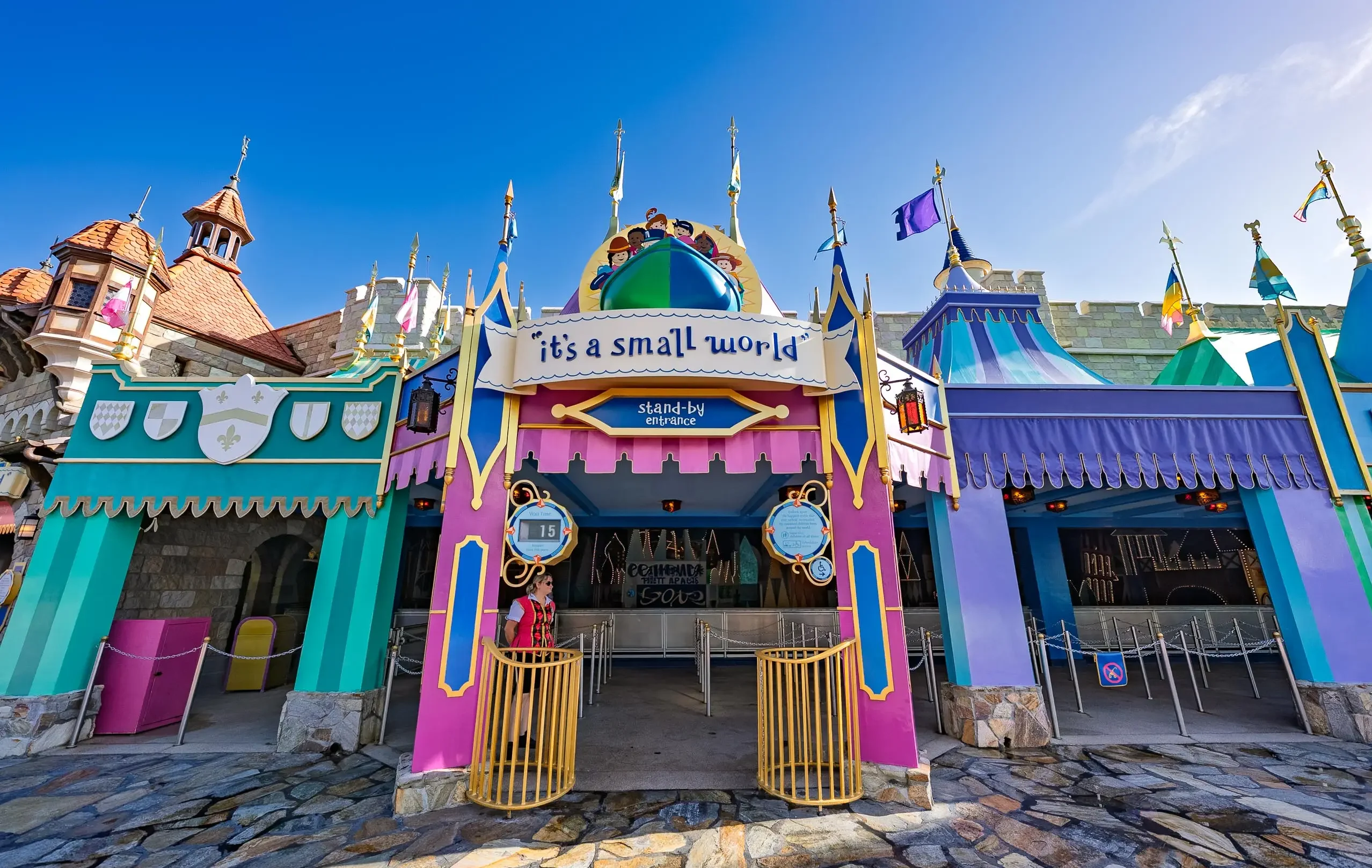 Its-A-Small-World_Full_61234